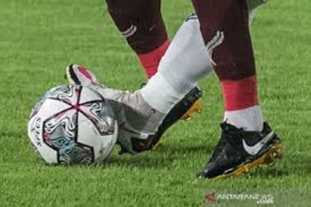 Liverpool hajar Crystal Palace, tiga gol amankan kemenangan.